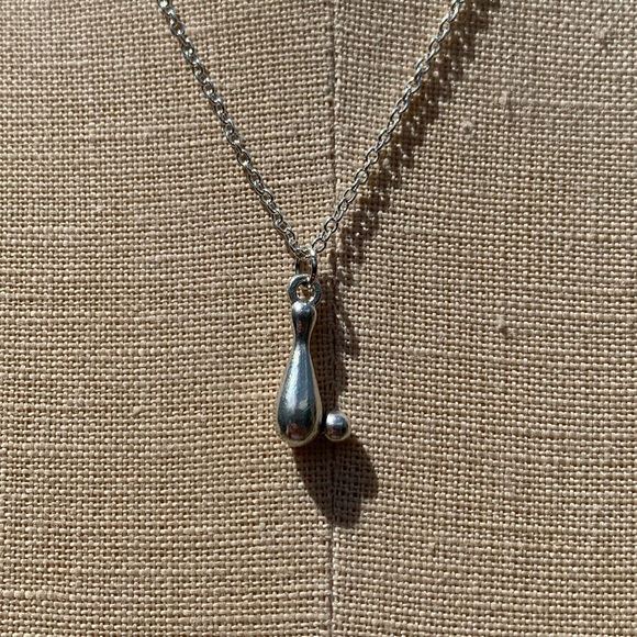 NWT Sterling Silver Plated Chain & Bowling Pin & Ball Alloy Metal Charm Necklace - Picture 8 of 12